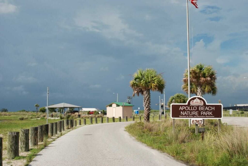 Apollo Beach FL-USA Metal Roof Contractors of Brandon